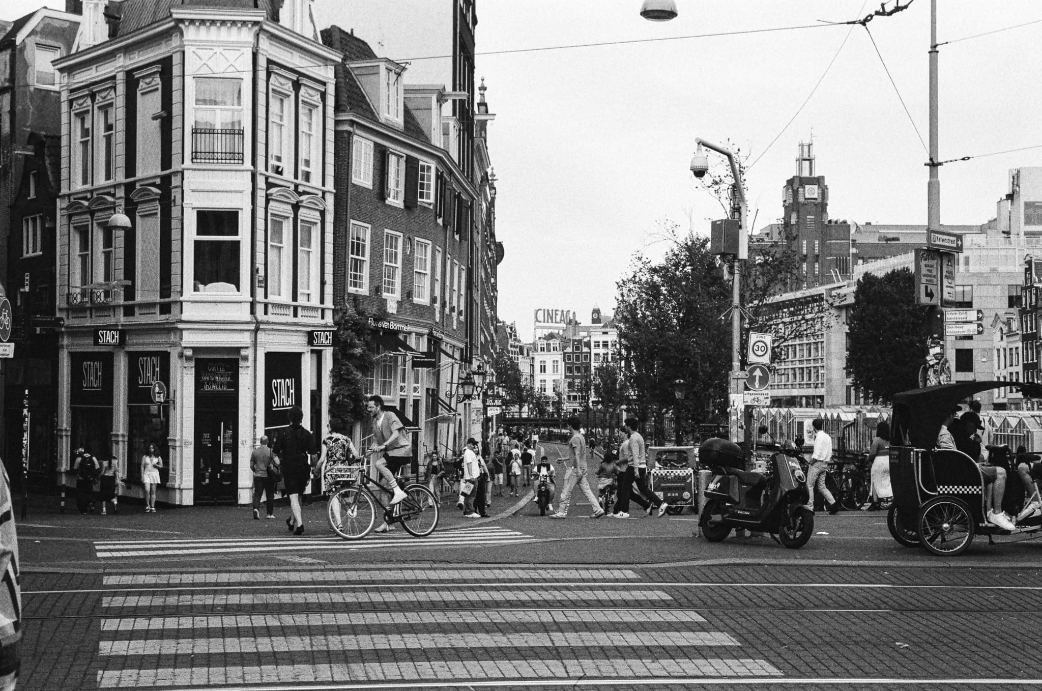 photograph in amsterdam, shot on LEICA Q2