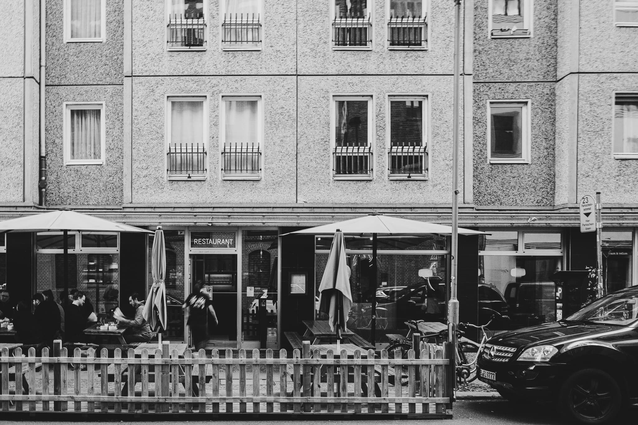 photograph in berlin, shot on NIKON F3 HP with NIKKOR 50MM F/1.4, ILFORD HP5 PLUS 400