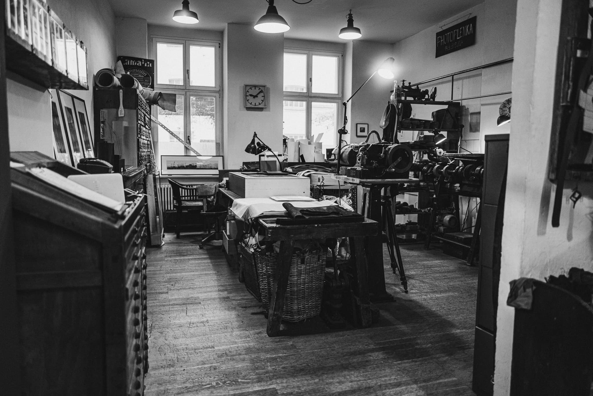 photograph in berlin, shot on NIKON F3 HP with NIKKOR 50MM F/1.4, ILFORD HP5 PLUS 400